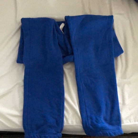 Brand New blue Hollister pants - Picture 4 of 4